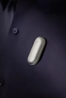 Plaud NotePin is shown fitted to a shirt